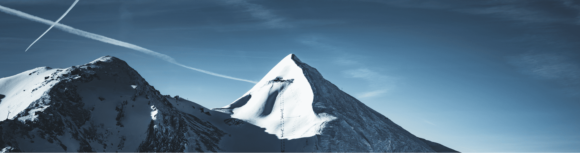 Peak in the winter paradise of Obertauern
